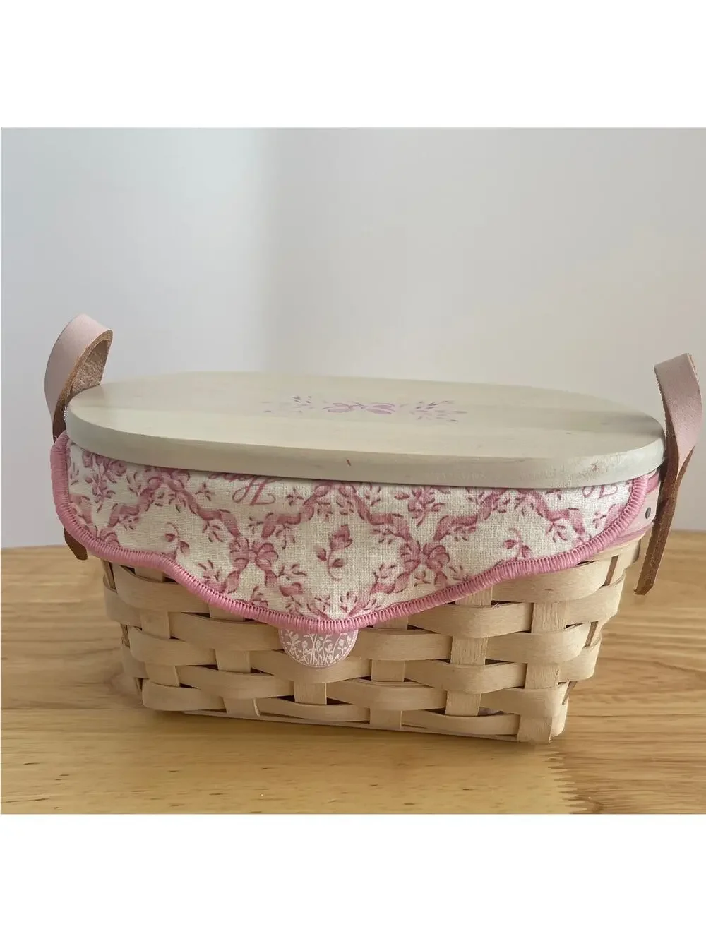 Longaberger 2005 American Cancer Society Basket w/ Lid & Pink Floral Liner